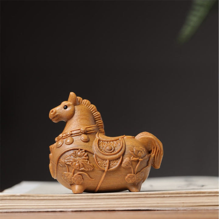 Buddha Stones Mini-Dekoration „Jahr des Pferdes“ aus Lotus, Ebenholz, Lindenholz und grünem Sandelholz, 5,5 x 5 x 3,2 cm - image 20