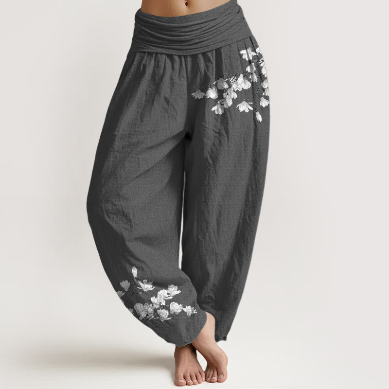 Buddha Stones Haremshose aus reiner Baumwolle im minimalistischen Stil mit Magnolienblumenmuster und elastischem Bund. - DimGray - US16, UK/AU20, EU48 (3XL) - image 8