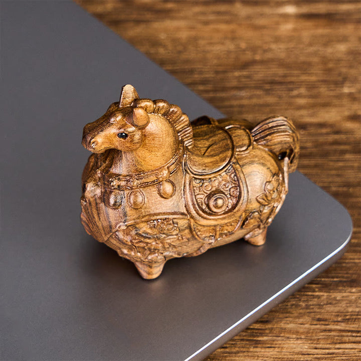 Buddha Stones Mini-Dekoration „Jahr des Pferdes“ aus Lotus, Ebenholz, Lindenholz und grünem Sandelholz, 5,5 x 5 x 3,2 cm - image 9