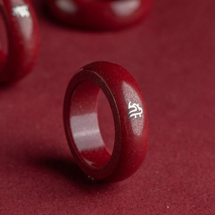 Buddha Stones Chinesischer Tierkreiszeichen-Jahr des Pferdes Zinnober-Segensring - image 1