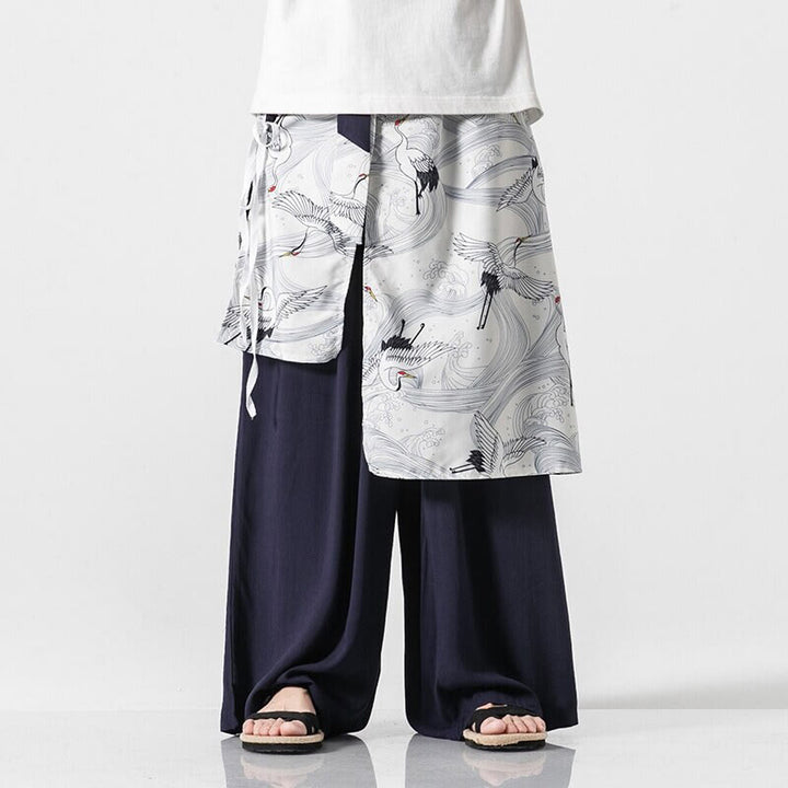 Buddha Stones Sommerliche Herren-Baumwollhose mit weitem Bein und Taschen, verziert mit fliegendem Kranich-Motiv - SteelBlue - US/ UK/AU46, EU56 (5XL) - image 0