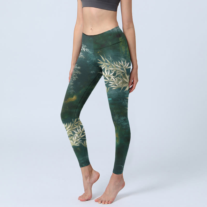 Buddha Stones Elegante Leggings mit Bambusblattmuster – Sport- und Yogahosen für Damen - Dunkelgrün - US18, UK/AU22, EU50 (4XL) - image 0