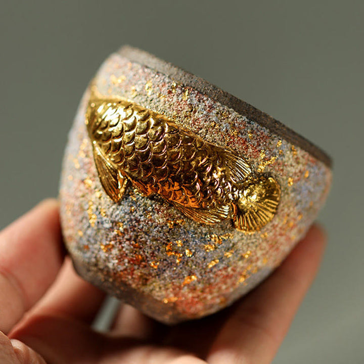Buddha Stones Goldene Arowana Koi Fisch Keramik-Teetasse Kung Fu Teetasse - image 1