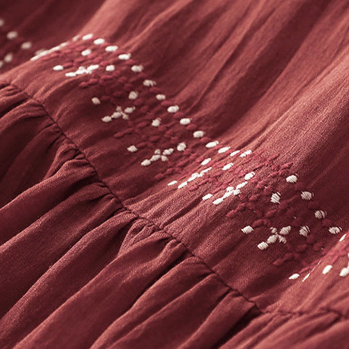 Buddha Stones, einfarbiges, besticktes, kurzärmeliges Midikleid mit Taschen - image 24