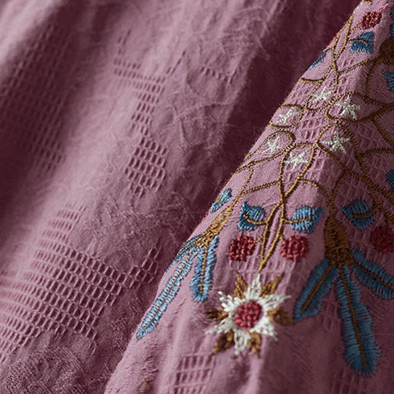 Lässiges Damen-T-Shirt mit Buddha Stones, floralem Muster und kurzen Ärmeln - image 4