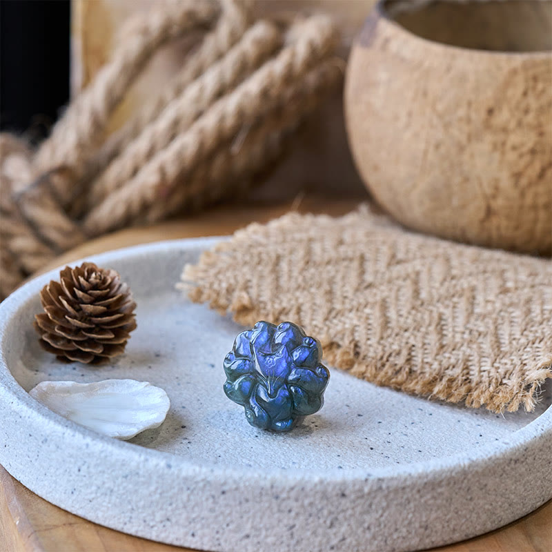 Buddha Stones Geschnitzte Labradorit-Figur eines neunschwänzigen Fuchses – Symbol für Weisheit und Heilung - image 5