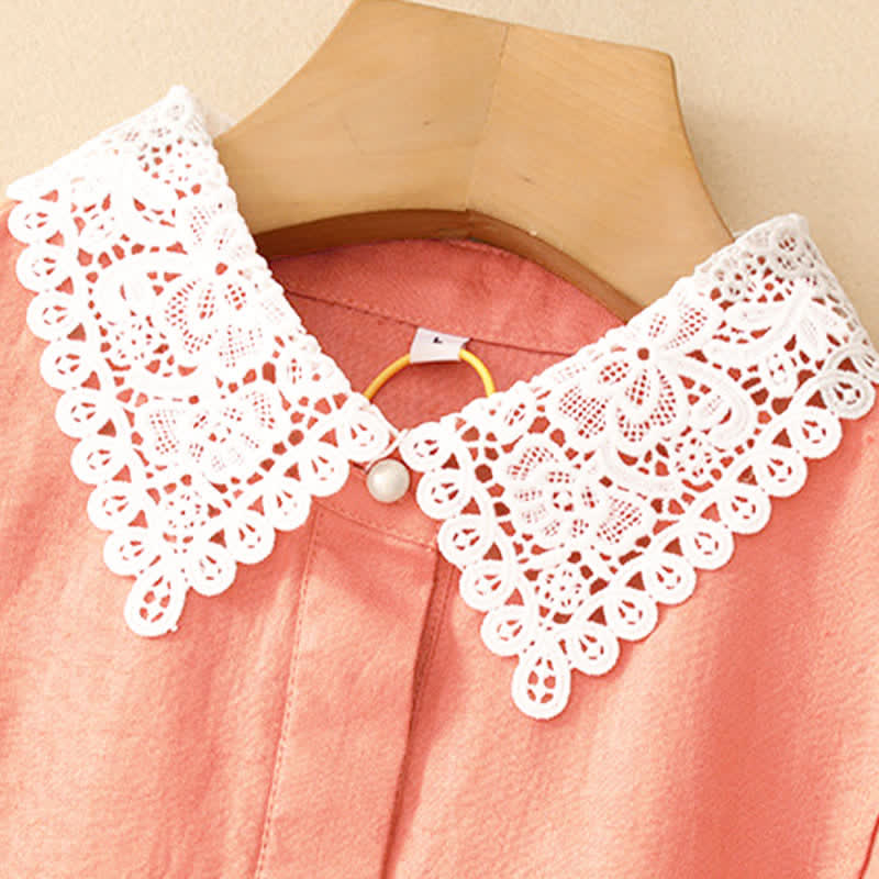 Buddha Stones Sommerliches, ärmelloses Baumwoll-Midikleid mit Taschen, Reverskragen und Lochspitze - image 1