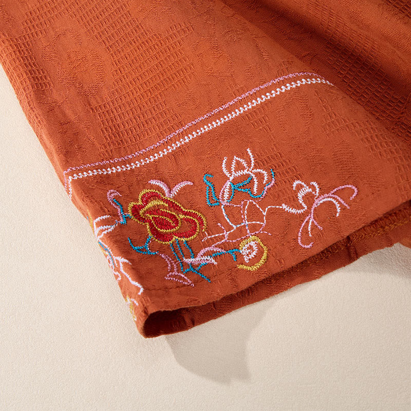 Buddha Stones Sommerliches, mittellanges Baumwollkleid mit V-Ausschnitt, floraler Stickerei, kurzen Ärmeln und Taschen - image 6