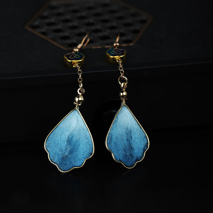 Buddha Stones Handgefertigte Ohrhänger aus Seide mit Blütenblattmotiv – Glücksbringer und Segenssymbol - image 5