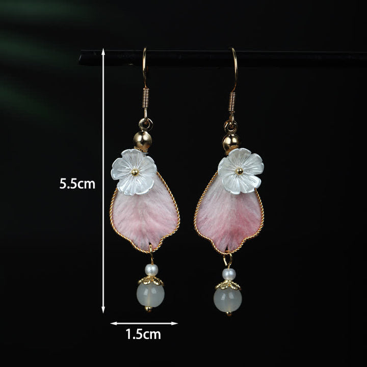 Buddha Stones Handgefertigte Ohrhänger aus Seide mit Blütenblattmotiv – Glücksbringer und Segenssymbol - image 3