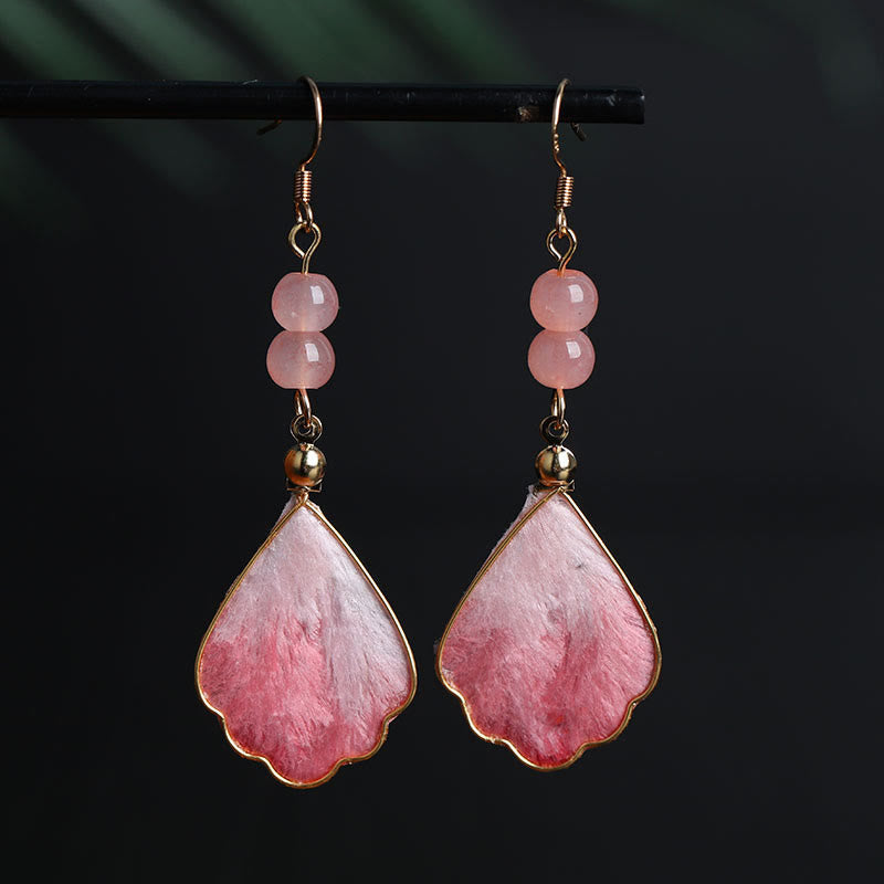 Buddha Stones Handgefertigte Ohrringe aus rosa Samt, die Glück und Schutz bringen sollen (Seidenkunst, handgefertigte Ohrhänger mit Haken). - Seidenfasern (Größe: ca. 5,5 x 1 cm) - image 0