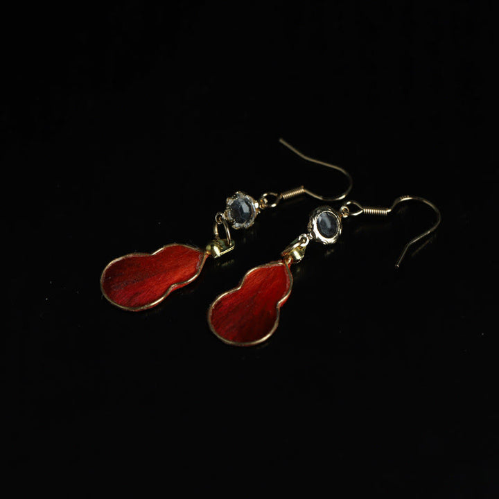 Buddha Stones Handgefertigte Ohrringe aus roter Seide und Kunstglas (Kürbisglas) – Glücksbringer mit Haken - image 4