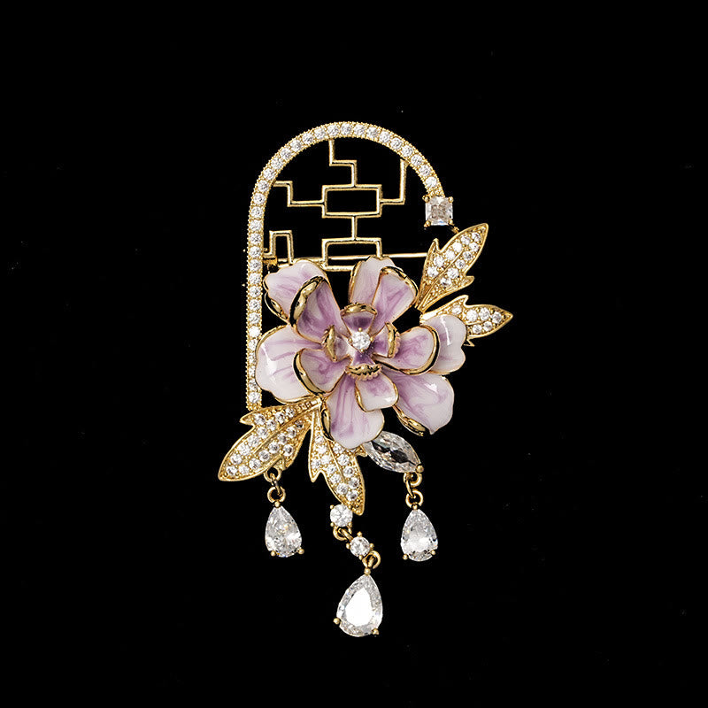 Buddha Stones Chinesische Fensterbrosche aus Kupfer mit lila Pfingstrosenquaste und Fenstermotiv - image 1