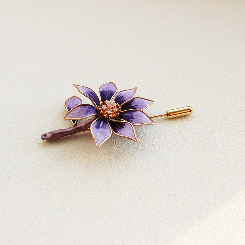 Buddha Stones Handgefertigte Brosche aus Seidenkunst-Samt mit lila Blume - image 1