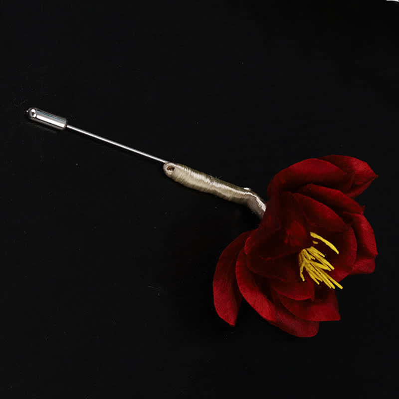 Buddha Stones Kulturerbe – Handgefertigte Seidenbrosche mit roter Kamelie als Symbol der Aufrichtigkeit - image 1