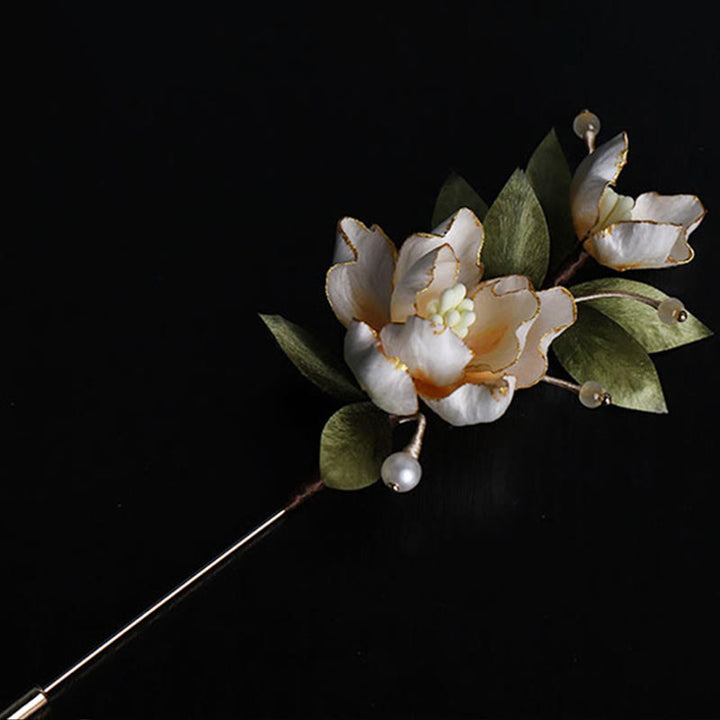 Buddha Stones Handgefertigte Seidenbrosche mit goldener Pfingstrose als Glücksbringer - image 7