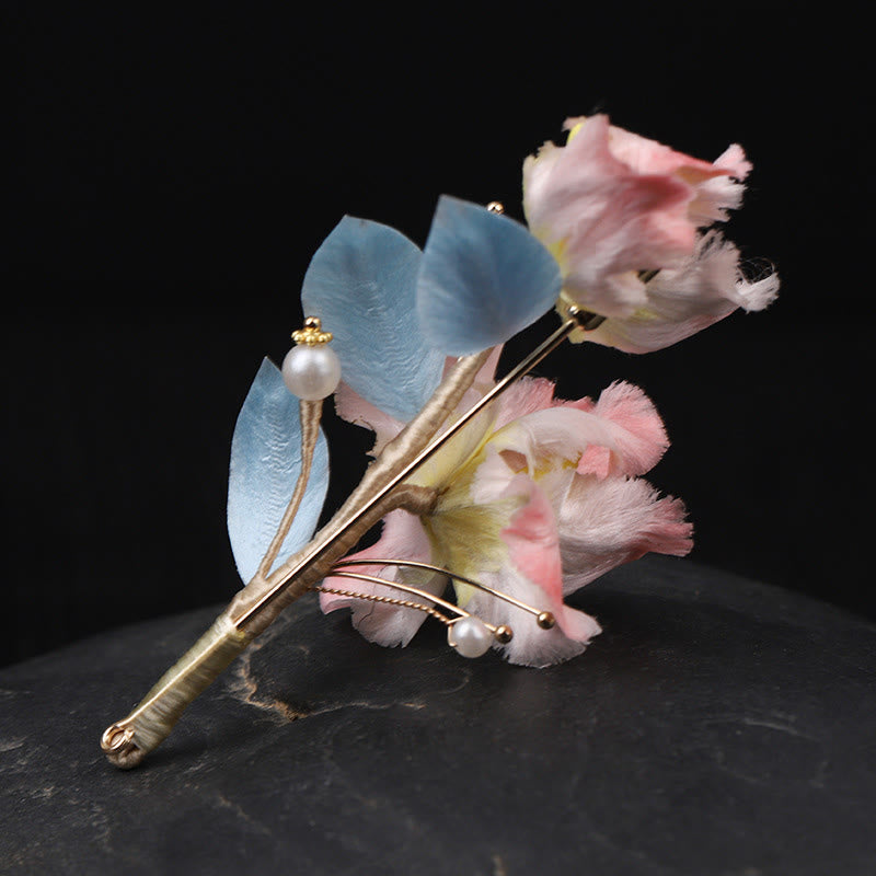 Buddha Stones Handgefertigte Seidenbrosche mit rosa Irisblume als Schutzmotiv - image 3