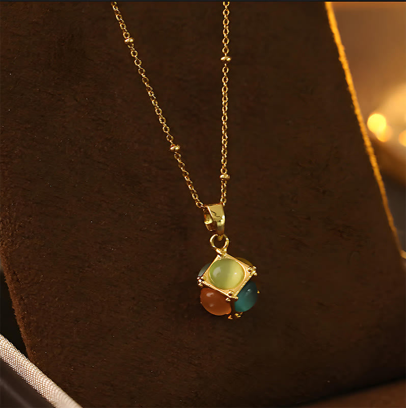 Buddha Stones Mehrfarbiger Katzenaugen-Einlege-Design-Würfel-Schutz-Halskettenanhänger - image 2