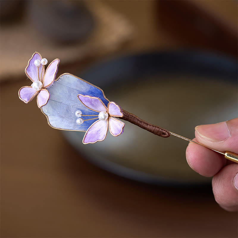 Buddha Stones Handgefertigte Seidenbrosche mit Samtblume und lila Schmetterlingsmotiv - image 2