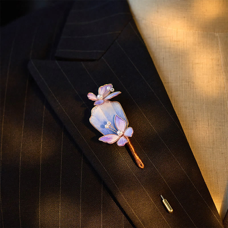 Buddha Stones Handgefertigte Seidenbrosche mit Samtblume und lila Schmetterlingsmotiv - image 3