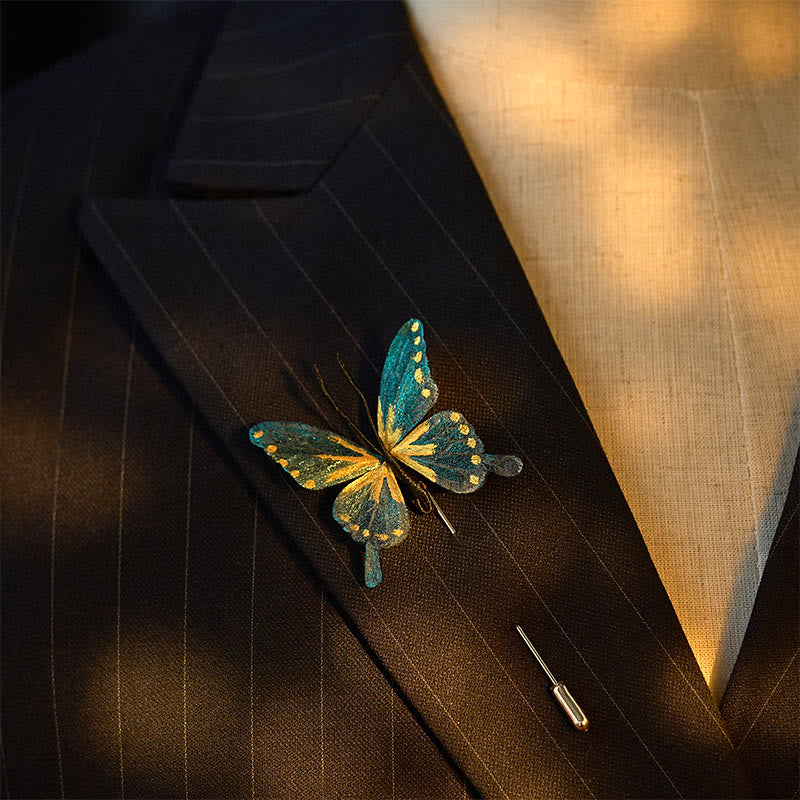 Buddha Stones Handgefertigte Brosche aus Seidenkunst-Samt mit goldblauem Schmetterlingsmotiv - image 3