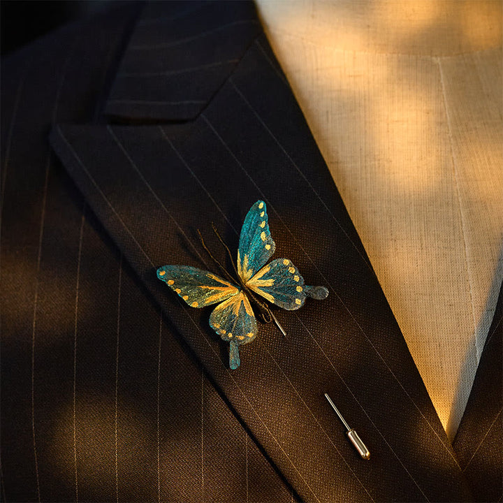 Buddha Stones Handgefertigte Brosche aus Seidenkunst-Samt mit goldblauem Schmetterlingsmotiv - image 3