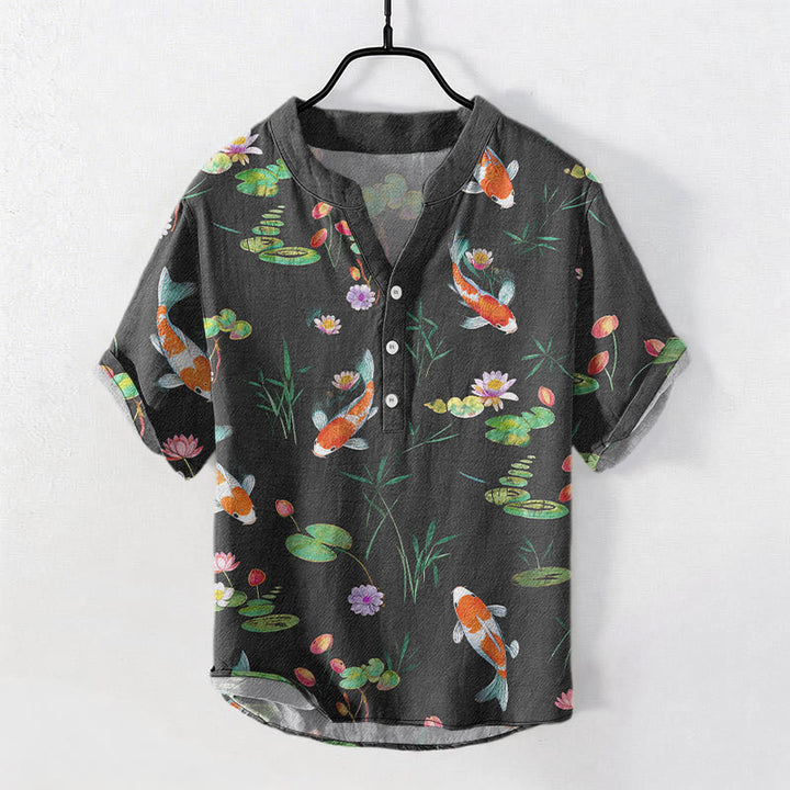 Buddha Stones Kurzarm-Herrenhemd aus Baumwolle mit Koi-Fisch- und Lotusmuster, halber Knopfleiste - DimGray - US/ UK/AU50, EU60 (5XL) - image 0