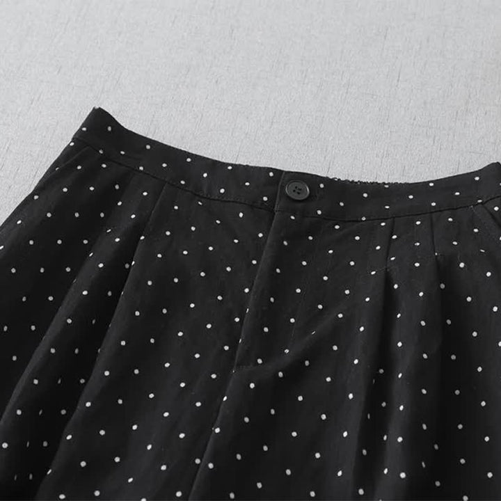 Buddha Stones Damen-Caprihose aus Baumwolle mit weitem Bein und Taschen, verziert mit Polka-Dot-Spitzenmuster - image 1