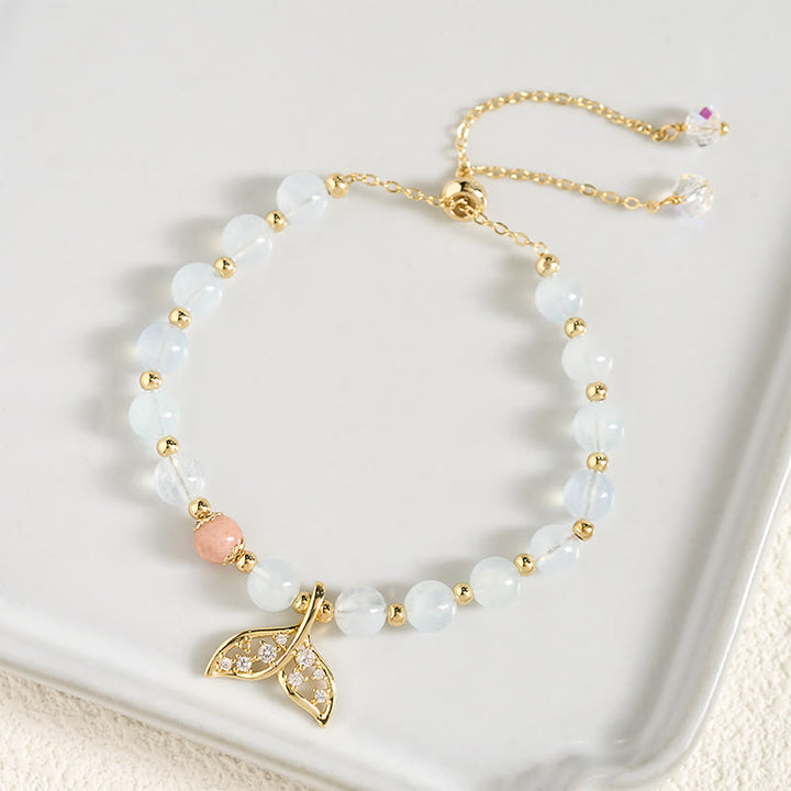 Buddha Stones Armband aus natürlichem Aquamarin und vergoldetem Kupfer mit Fischschwanzmotiv - image 3