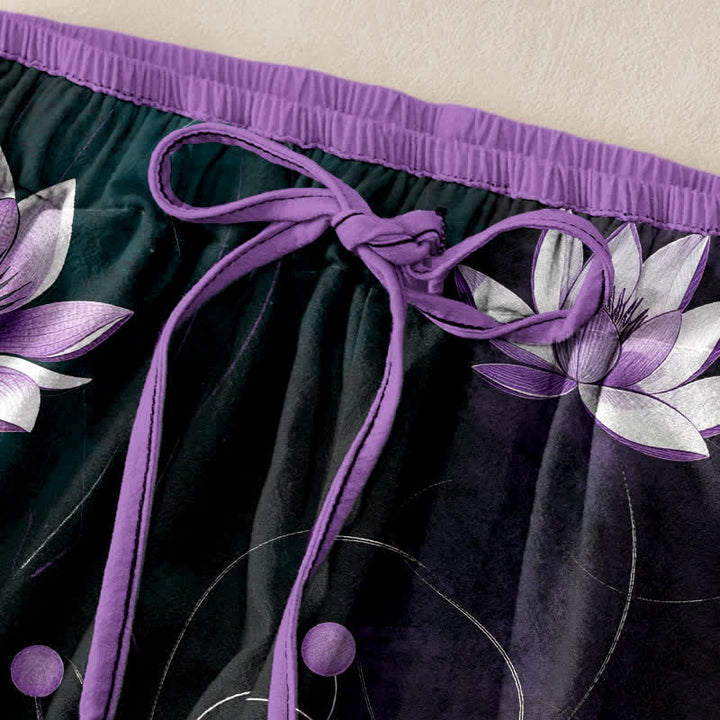 Buddha Stones Damenhose aus reiner Baumwolle mit lila Lotusmuster, elastischem Bund und Taschen - image 2