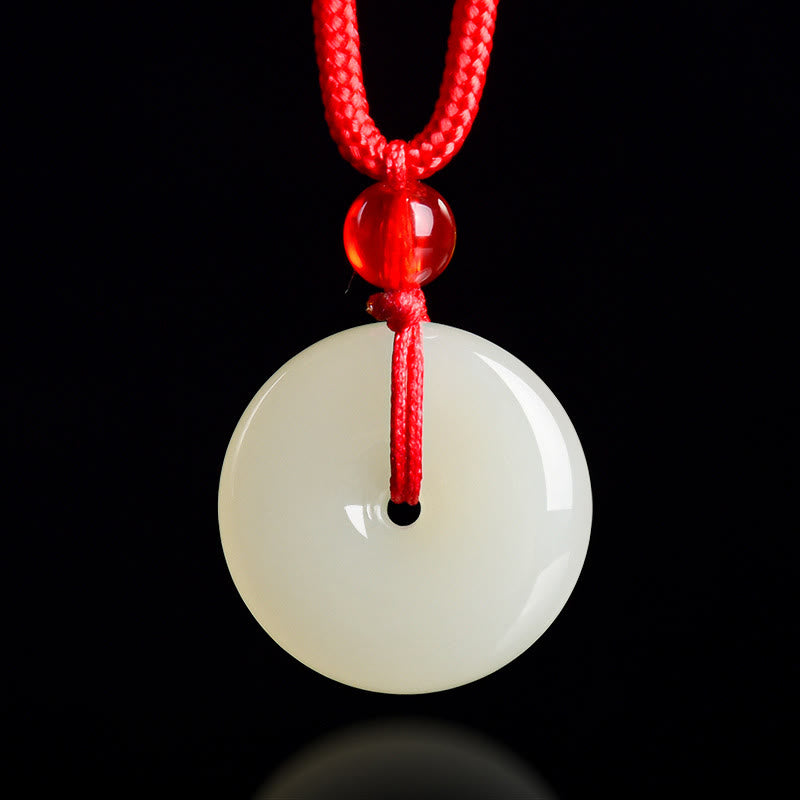 Buddha Stones Jade-Friedensschnalle, Anhänger aus rotem Seil - Natürlicher Jade (Farbe kann variieren) - image 0