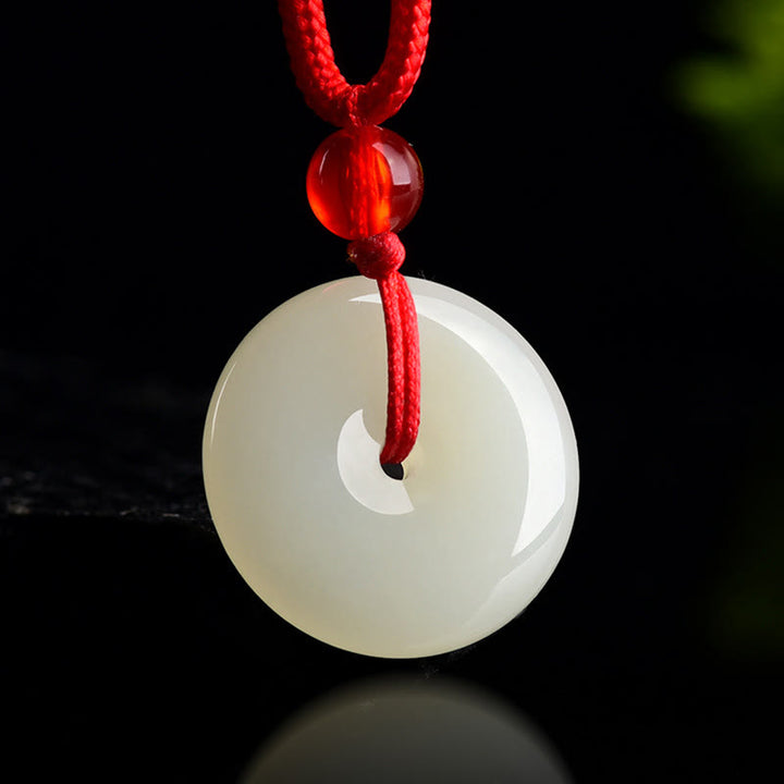 Buddha Stones Jade-Friedensschnalle, Anhänger aus rotem Seil - image 1