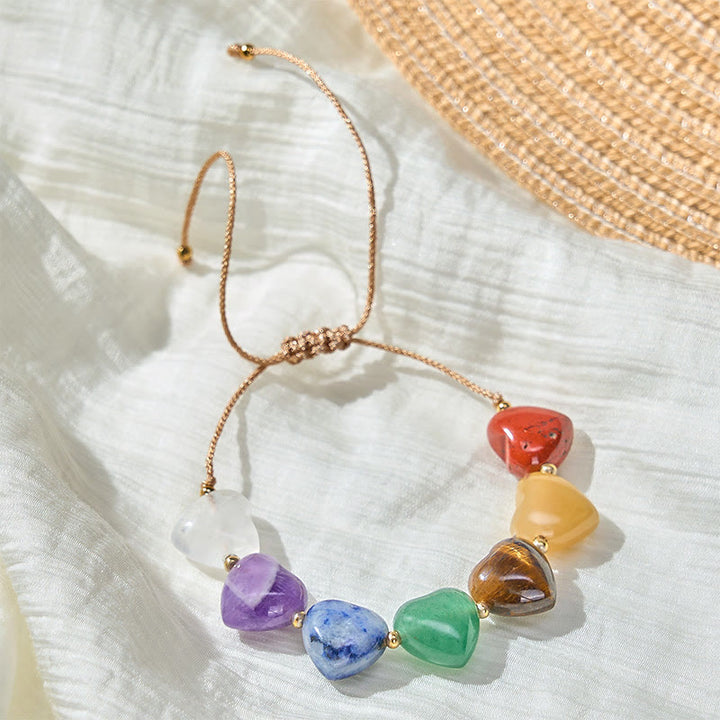 Buddha Stones Herzförmiges Armband aus rotem Achat, Amethyst und grünem Aventurin – ein farbenfrohes Schmuckstück, das Selbstvertrauen symbolisiert - Bunte Kristalle (Handgelenkumfang 15-17 cm) - image 0