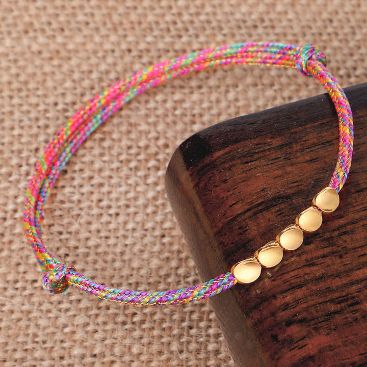 Buddha Stones Regenbogenfarbenes, mehrfarbiges, geflochtenes Armband mit goldenen Kupferperlen - image 2