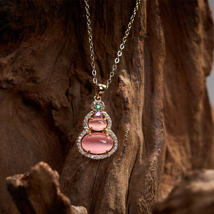 Buddha Stones Halskettenanhänger aus rosa Chalcedon-Kürbis mit Optimismus-Motiv - image 8