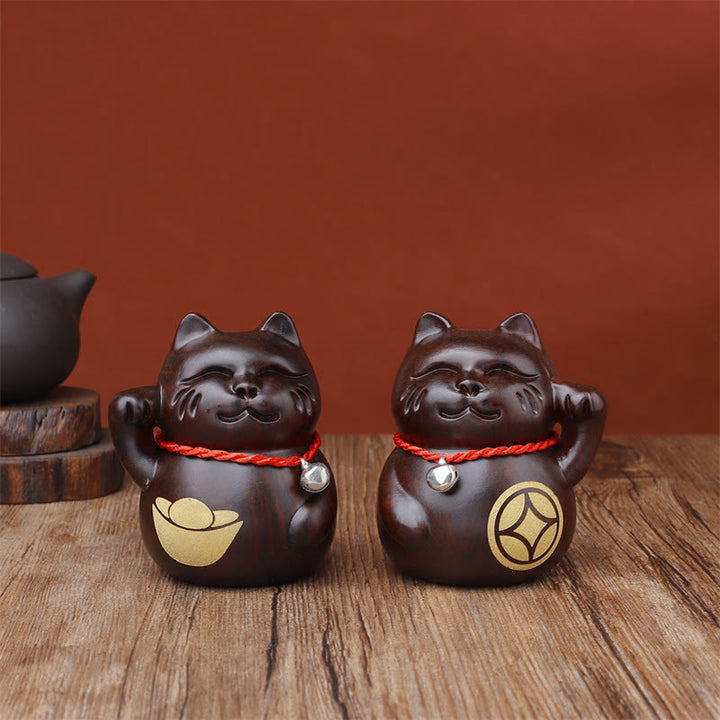 Buddha Stones Mini-Glückskatze, geschnitzte Dekoration aus Ebenholz, 8 cm - 2 Stück (Geschenkbox) - 8 cm (Farbe und Größe können variieren) - image 0