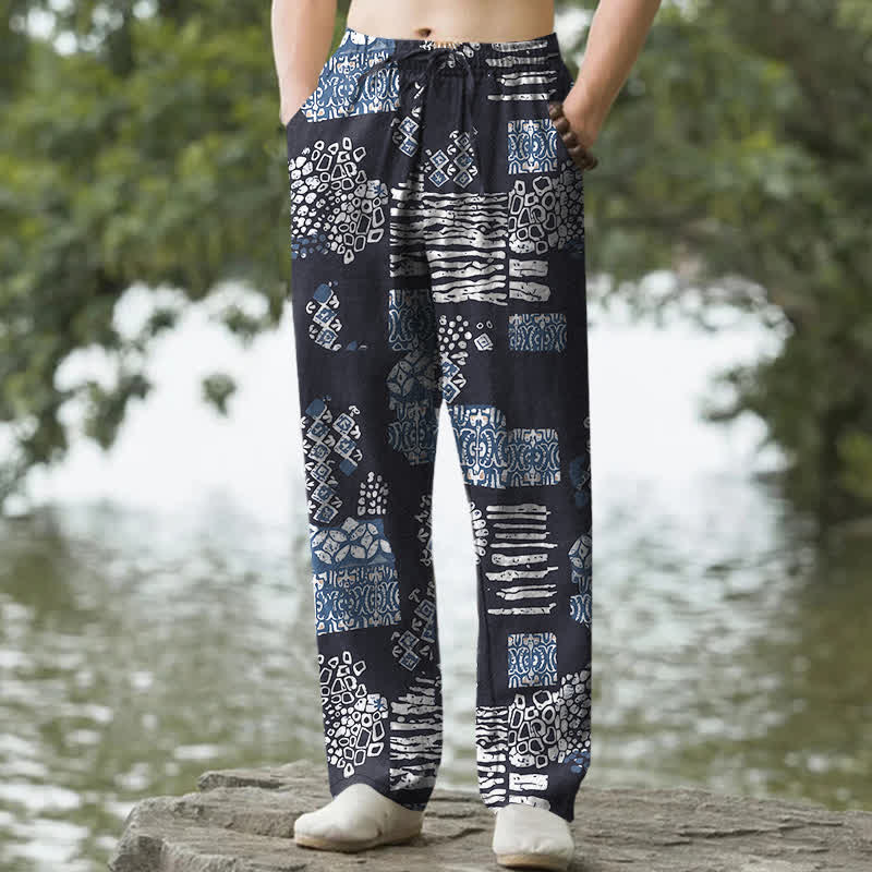 Buddha Stones Herrenhose aus Baumwolle mit geometrischem Patchworkmuster, schmal zulaufendem Schnitt und Taschen - Marine - US/ UK/AU50, EU60 (5XL) - image 0