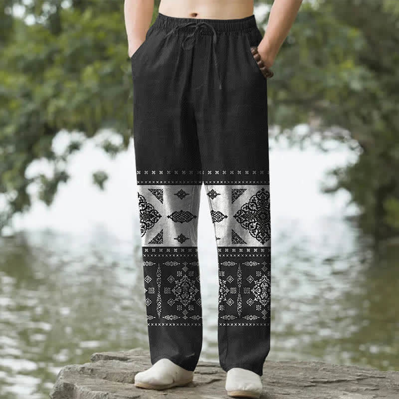 Buddha Stones Herrenhose mit schmal zulaufendem Bein und Taschen, Baumwoll-Bandana-Mosaikmuster - Schwarz - US/ UK/AU50, EU60 (5XL) - image 0