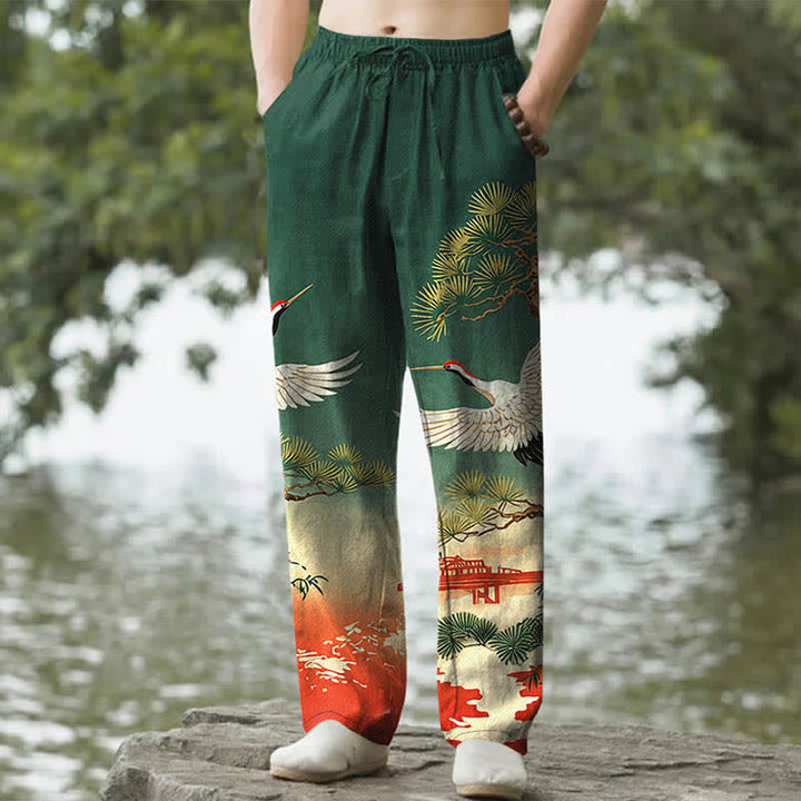 Buddha Stones Baumwollhose für Herren mit schmal zulaufendem Schnitt und Taschen, Muster: Kranich, Kiefer, Tempel, Landschaft - Waldgrün - US/ UK/AU50, EU60 (5XL) - image 0