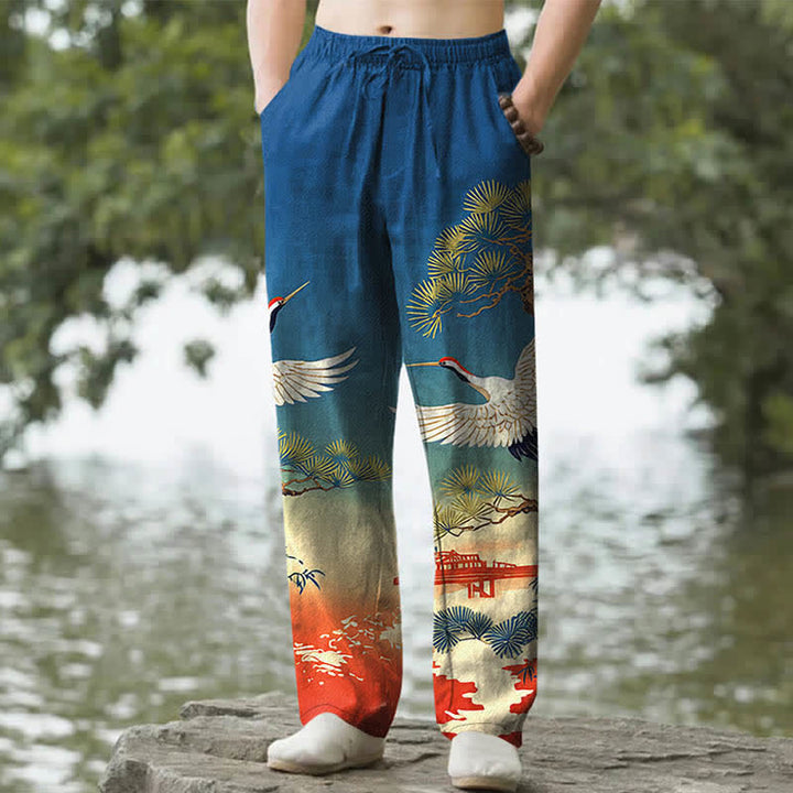 Buddha Stones Baumwollhose für Herren mit schmal zulaufendem Schnitt und Taschen, Muster: Kranich, Kiefer, Tempel, Landschaft - Königsblau - US/ UK/AU50, EU60 (5XL) - image 4