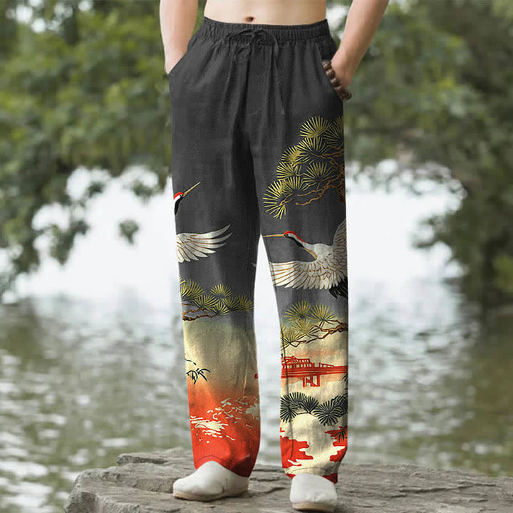 Buddha Stones Baumwollhose für Herren mit schmal zulaufendem Schnitt und Taschen, Muster: Kranich, Kiefer, Tempel, Landschaft - Schwarz - US/ UK/AU50, EU60 (5XL) - image 6