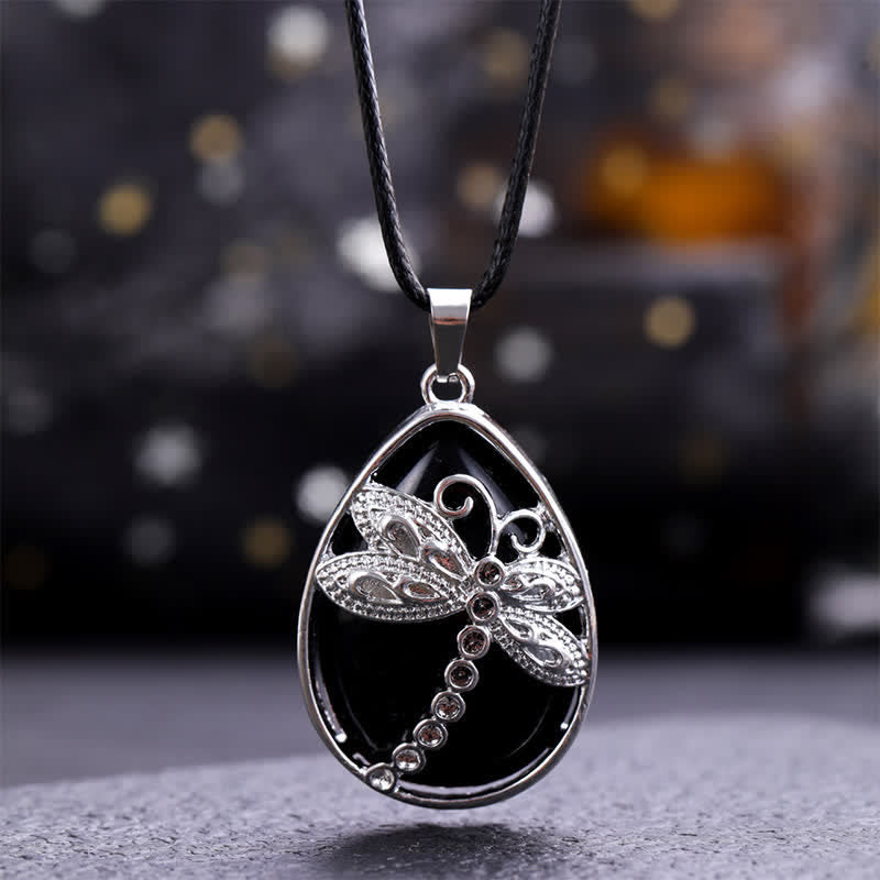 Buddha Stones Halskette mit Libellen- und tropfenförmigem Einlege-Kristall aus natürlichem grünem Aventurin - Natürlicher schwarzer Obsidian (Farbe kann variieren) - image 13