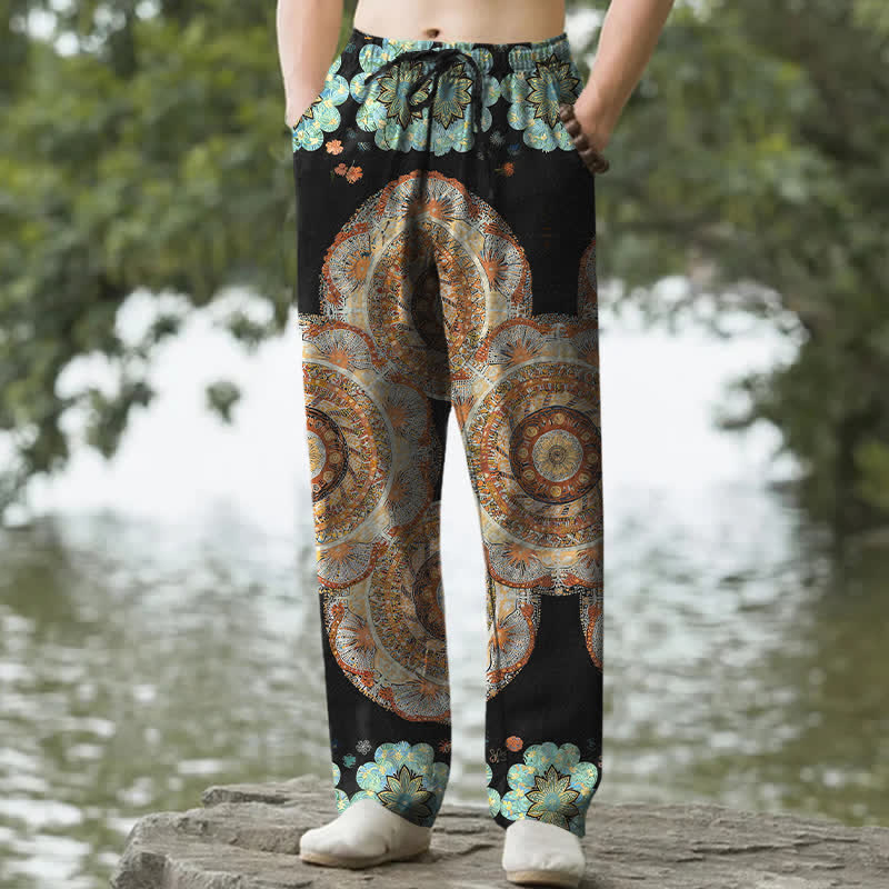 Buddha Stones Herrenhose aus reiner Baumwolle mit Mandala-Blumenmuster, schmal zulaufendem Schnitt und Taschen - Schwarz - US/ UK/AU50, EU60 (5XL) - image 0