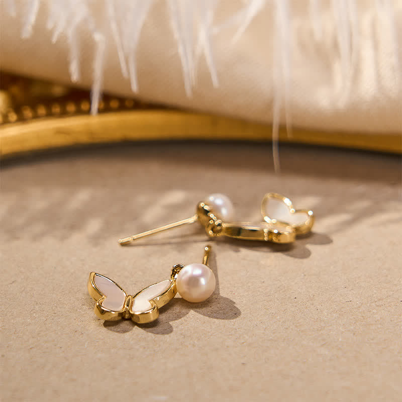 Buddha Stones Ohrringe aus Kupfer mit Naturperlen und Schmetterlingsmotiv – Optimismus-Botschaft - image 2