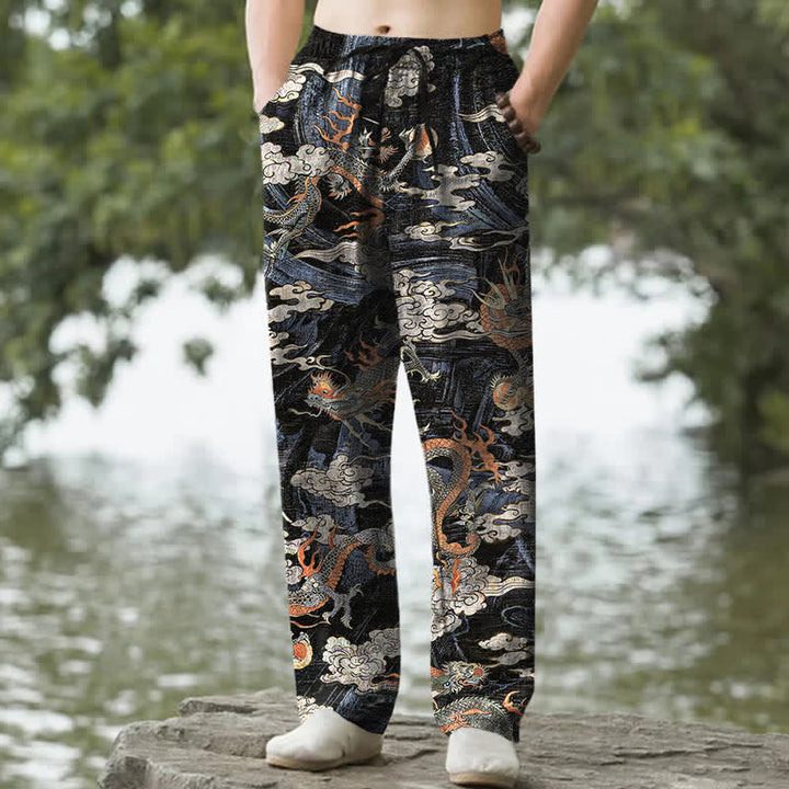 Buddha Stones Herrenhose aus Baumwolle mit Drachen- und Wolkenmuster, schmal zulaufend und mit Taschen - Schwarz - US/ UK/AU50, EU60 (5XL) - image 0
