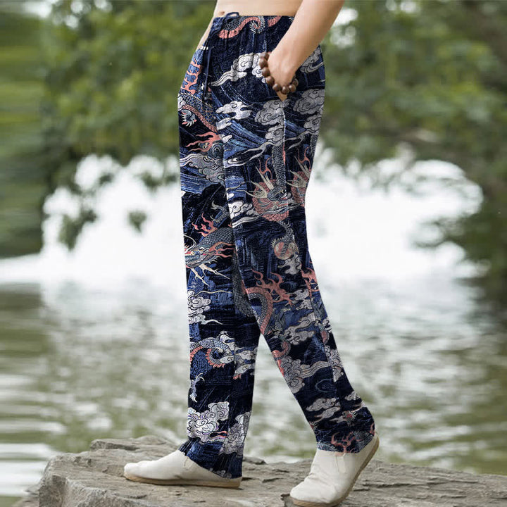 Buddha Stones Herrenhose aus Baumwolle mit Drachen- und Wolkenmuster, schmal zulaufend und mit Taschen - image 5