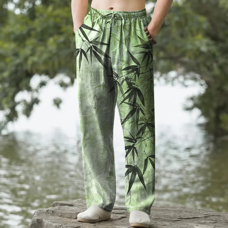 Buddha Stones Herrenhose mit schmal zulaufendem Schnitt und Taschen, bedruckt mit Bambusblattmuster aus Baumwolle - Hellgrün - US/ UK/AU50, EU60 (5XL) - image 0