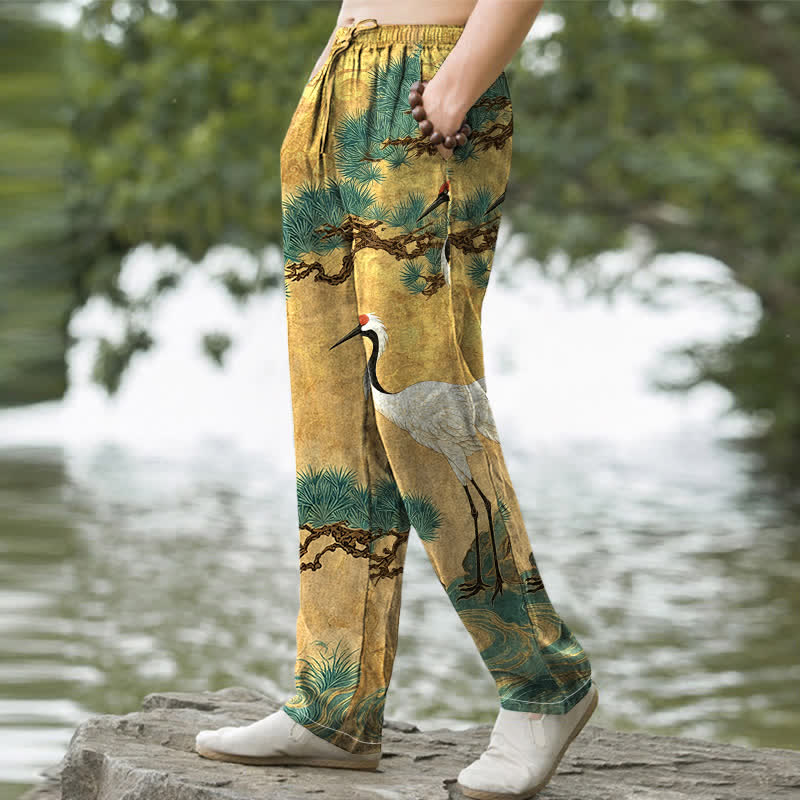 Buddha Stones Herrenhose aus Baumwolle mit Kranich- und Kiefernmuster, schmal zulaufend und mit Taschen - image 1