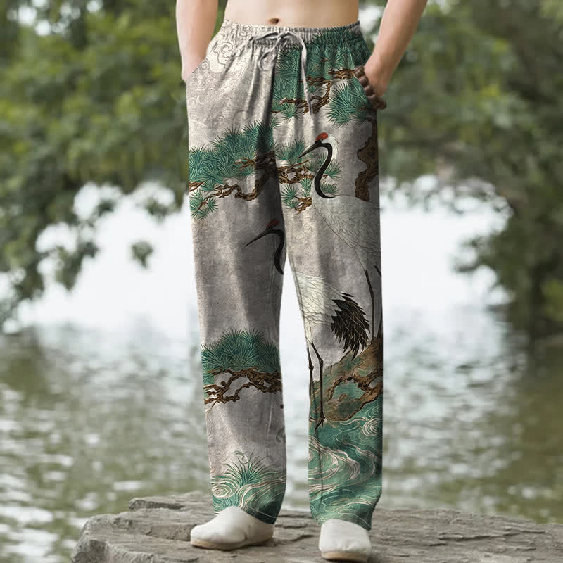Buddha Stones Herrenhose aus Baumwolle mit Kranich- und Kiefernmuster, schmal zulaufend und mit Taschen - Gainsboro - US/ UK/AU50, EU60 (5XL) - image 4