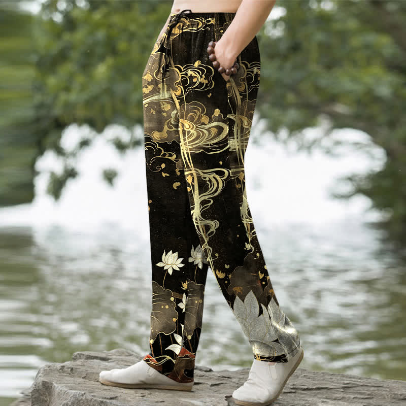 Buddha Stones Herrenhose aus Baumwolle mit Lotus- und Wolkenmuster, schmal zulaufend und mit Taschen - image 1